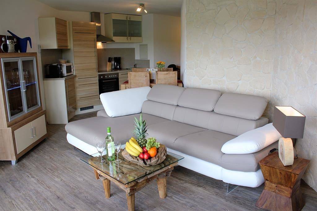 Ganze Ferienwohnung, Studio Vulkanhöhe in Schalkenmehren, Vulkaneifel