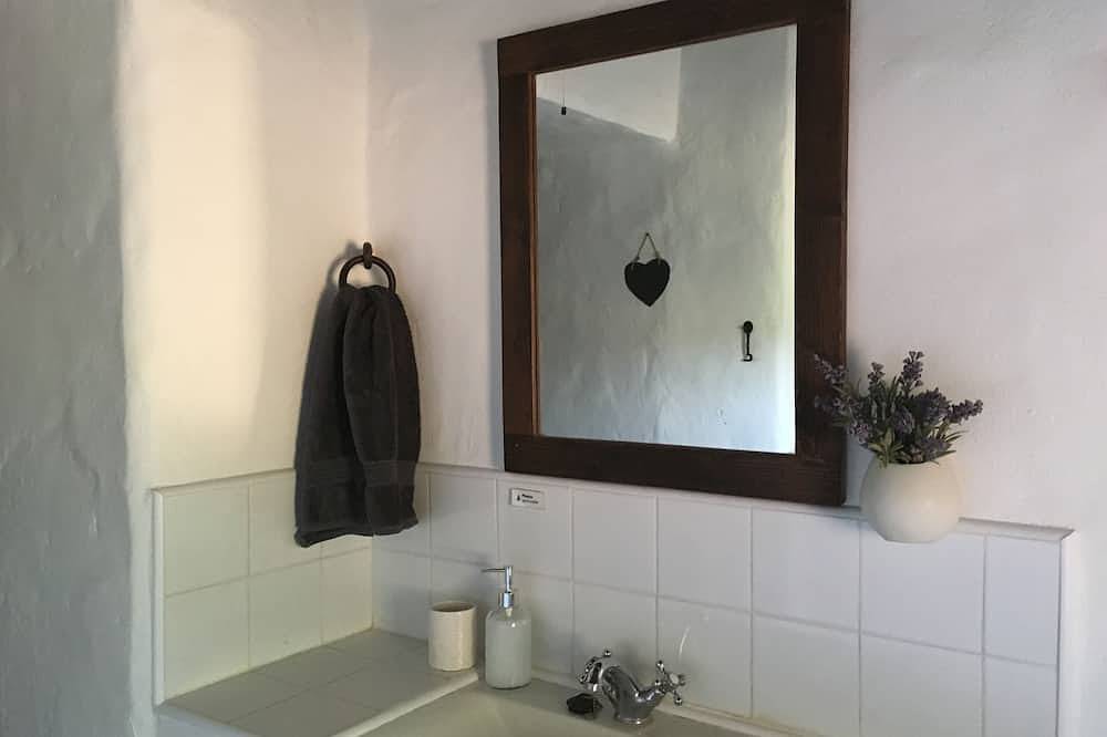 Hermosa granja restaurada con piscina privada en Málaga, Andalucía in Casabermeja, Provincia de Málaga