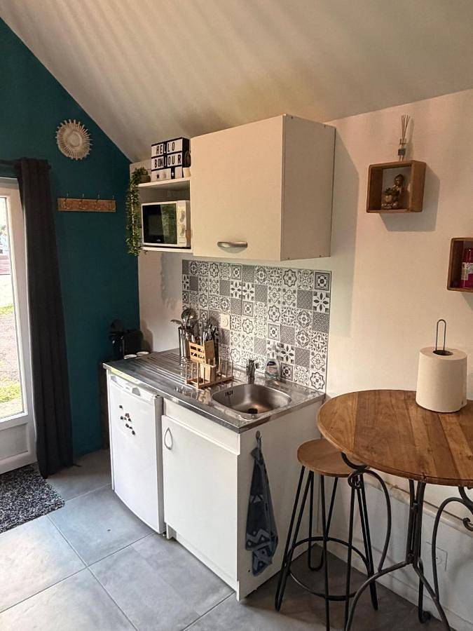 Appartement entier, Studio avec grand jardin + parking in Seraincourt, Parc naturel régional du Vexin Français