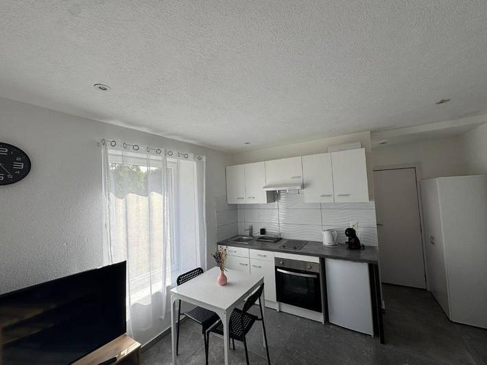 Gîte pour 3 personnes, avec jardin, animaux acceptés dans Couvet - 4