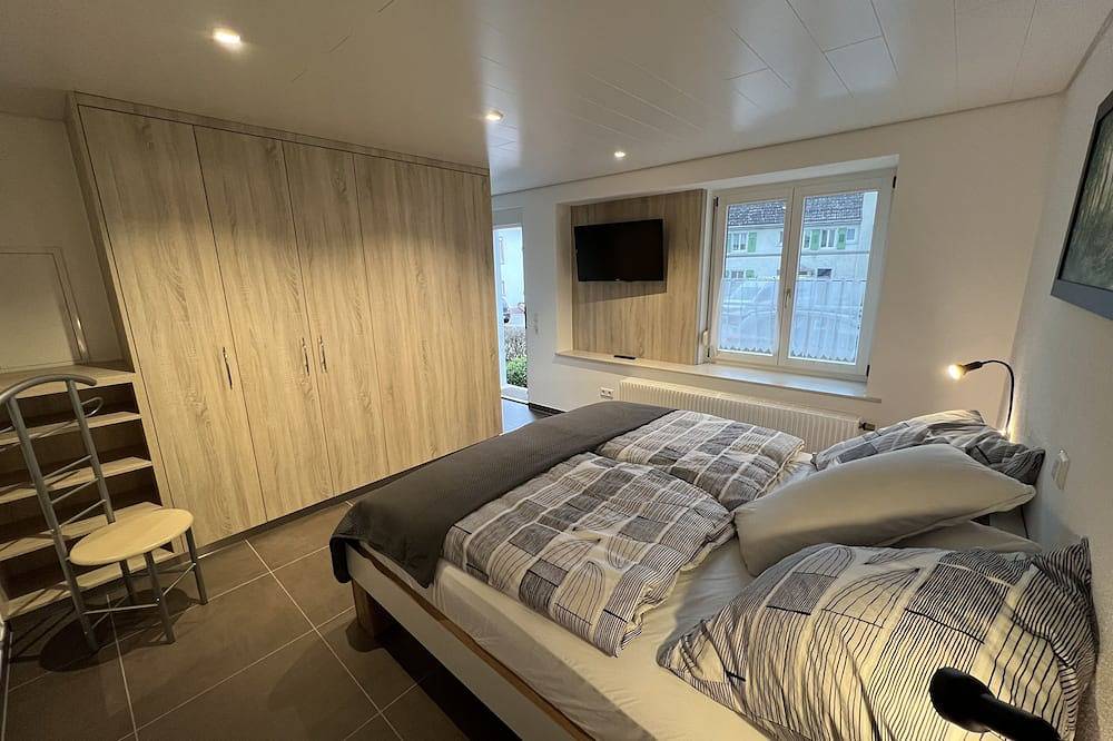 Ganze Wohnung, Ferienwohnung Bettina  - gemütliche 40 qm für 2 Personen, Stühlingen-Schwaningen in Stühlingen, Südschwarzwald