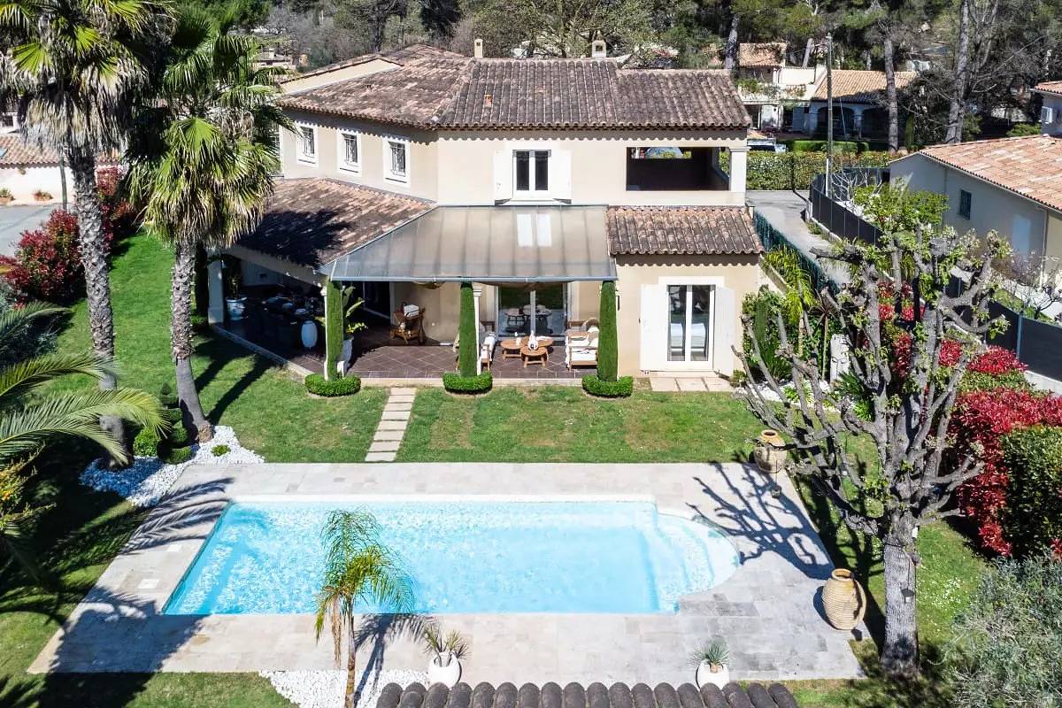 Villa 205m² Piscine Chauffée – Proche Cannes in Mouans-Sartoux, Costa mediterránea (Francia)