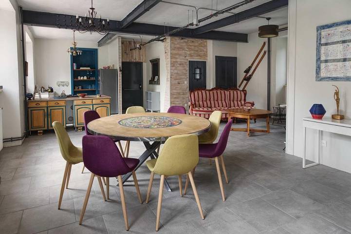 Location de vacances pour 9 personnes, avec Terrasse ainsi que Jardin et Vue à Le Monastier-sur-Gazeille