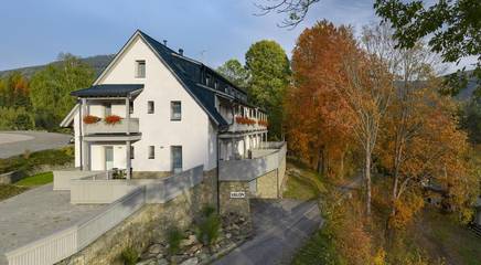 Ferienwohnung für 6 Personen, mit Terrasse und Ausblick in Spindlermühle