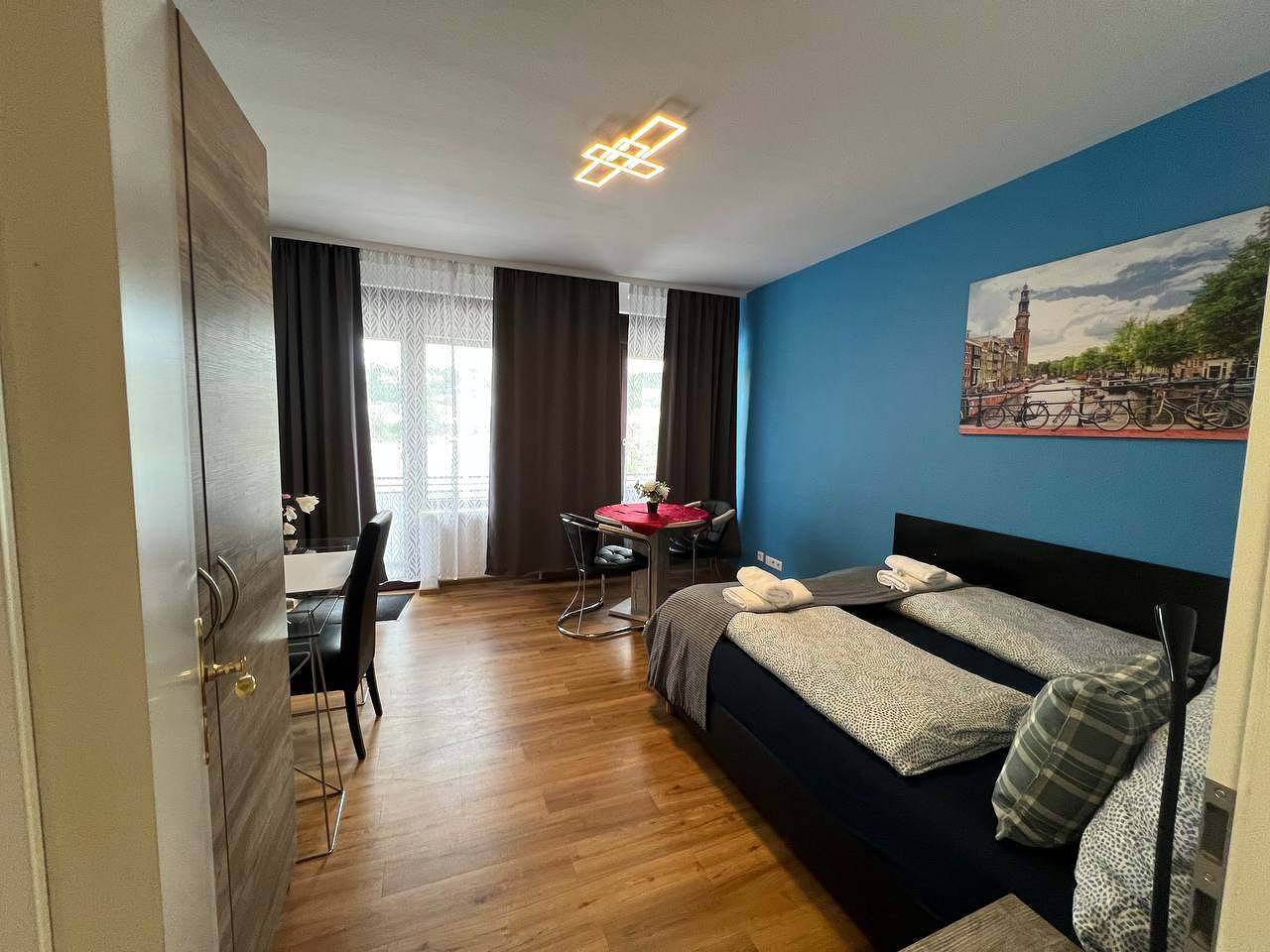 Ganze Ferienwohnung, Ferienwohnung für 2 Personen mit Balkon in Deutsches Eck, Koblenz