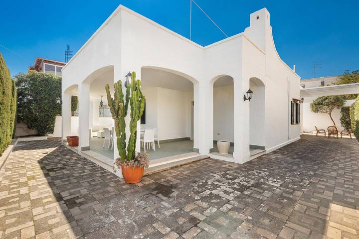 B&b per 10 persone, con Giardino a Maruggio