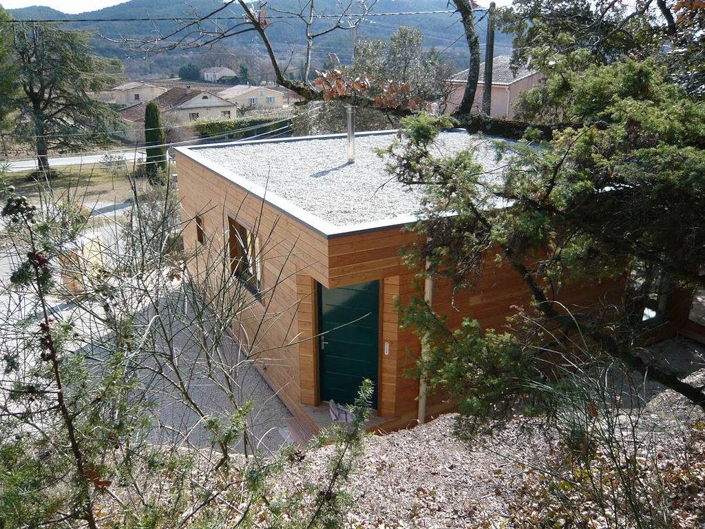 Maison moderne en ossature bois, avec piscine in Saint-Romain-en-Viennois, Parc naturel régional du Mont-Ventoux