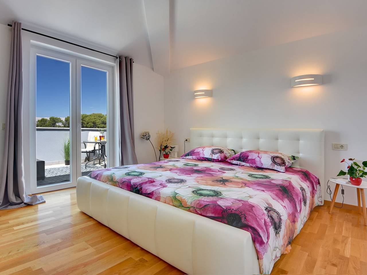 Villa in Pula nahe Strand mit Pool in Vinkuran, Südküste Istrien