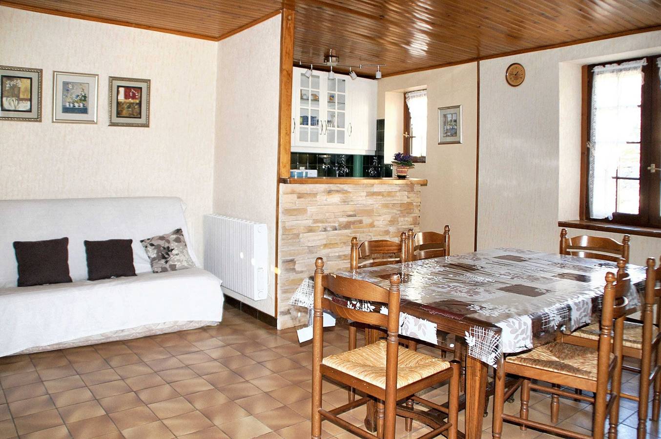 Maison charmante avec vue sur la montagne, Mostuéjouls in Mostuéjouls, Parc naturel régional des Grands Causses