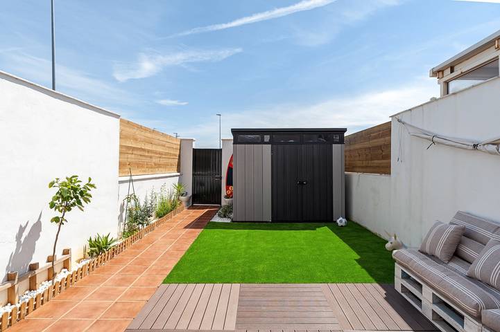 Casa familiar Casa Noah cerca de la playa con piscina, terraza, balcón y Wi-Fi in Conil de la Frontera, Costa de la Luz