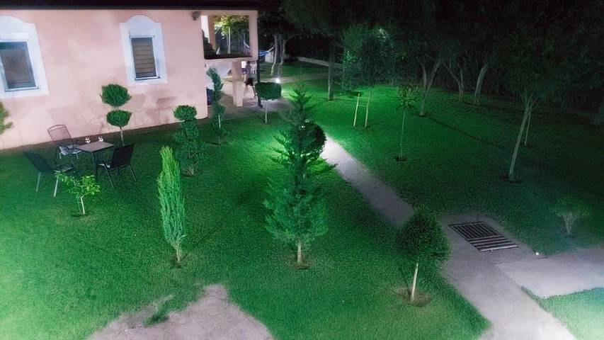 Apartament wakacyjny dla 4 osób, z ogród i widok w Podgorica