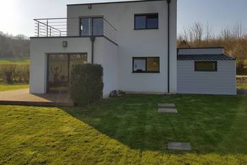 Gîte pour 7 personnes, avec balcon et jardin à Bezinghem