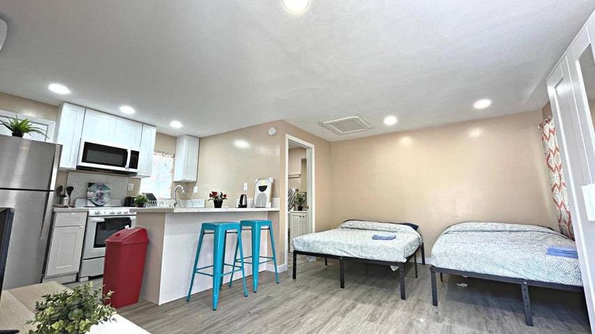 Hostal para 6 personas - 1