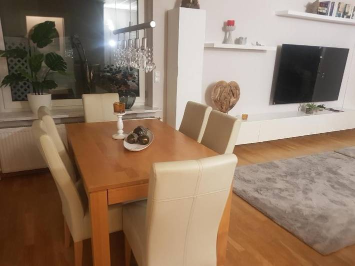 Appartamento intero, Private Ferienwohnung in Nordenham mit großem Garten in Nordenham, Wesermarsch