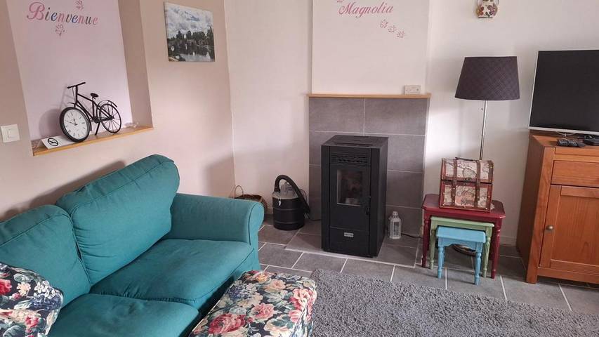 Location de vacances pour 4 personnes, avec jacuzzi ainsi que terrasse et piscine, animaux acceptés à Mantilly - 4