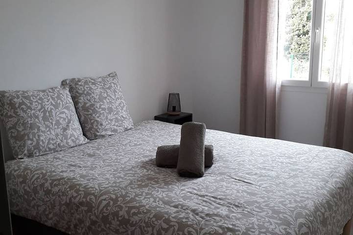 Location de vacances pour 10 personnes, avec jardin et terrasse à Angé - 4