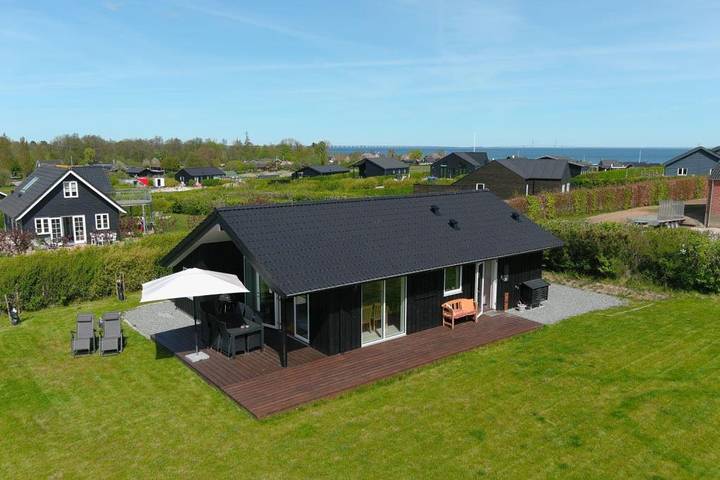 Ferienhaus für 6 Personen, mit Balkon/Terrasse, mit Haustier in Tårup