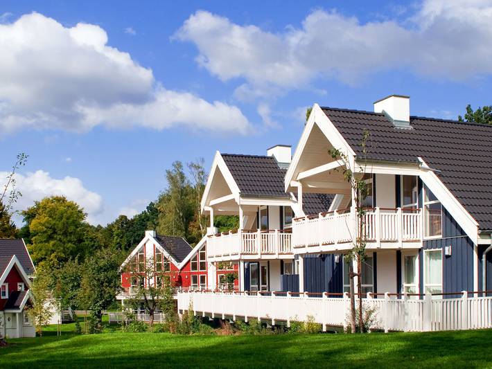 Ferienhaus für 8 Personen, mit Balkon und Terrasse sowie Garten und Sauna in Bad Saarow