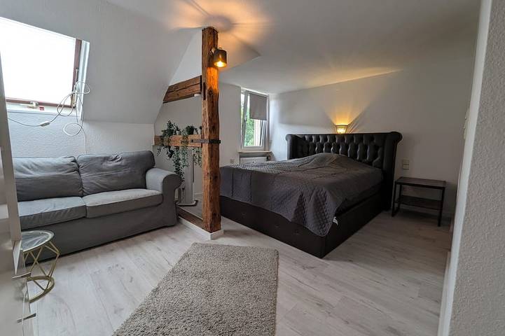 Gîte pour 2 personnes, avec jacuzzi ainsi que jardin et balcon à Oberursel - 2