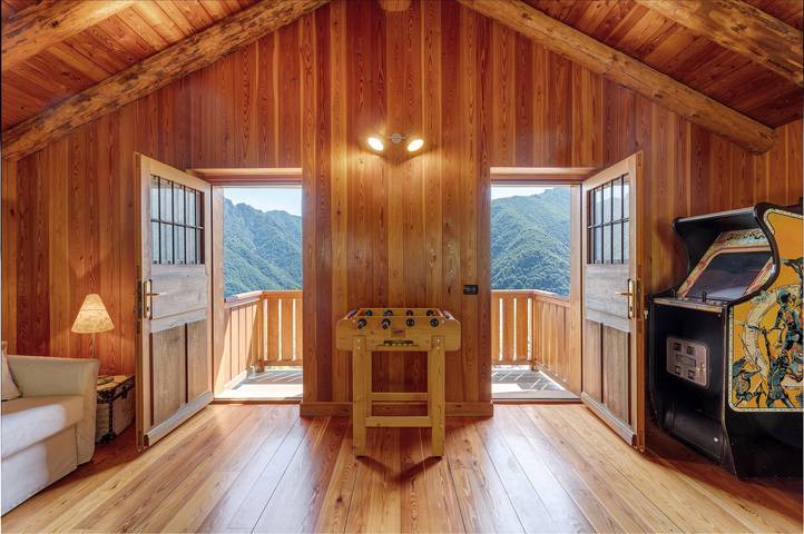 Chalet esclusivo 'La Libellula' con splendida vista sulle montagne in Scopa, Alpi Pennine