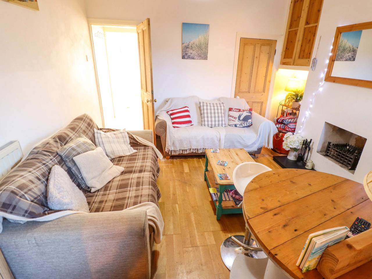 Seaside Cottage in Cleethorpes, Grimsby and Cleethorpes