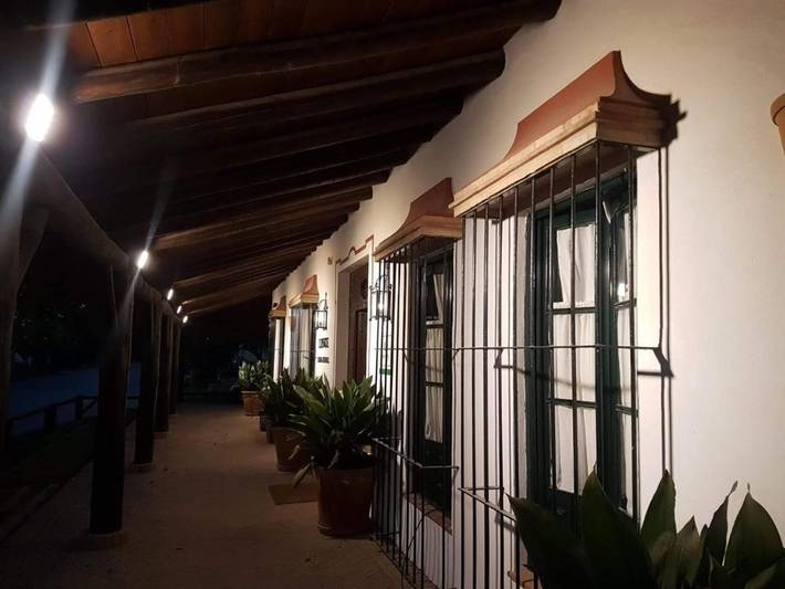 Maison de campagne pour 2 personnes, avec Balcon ainsi que Terrasse et Jardin à El Rocío