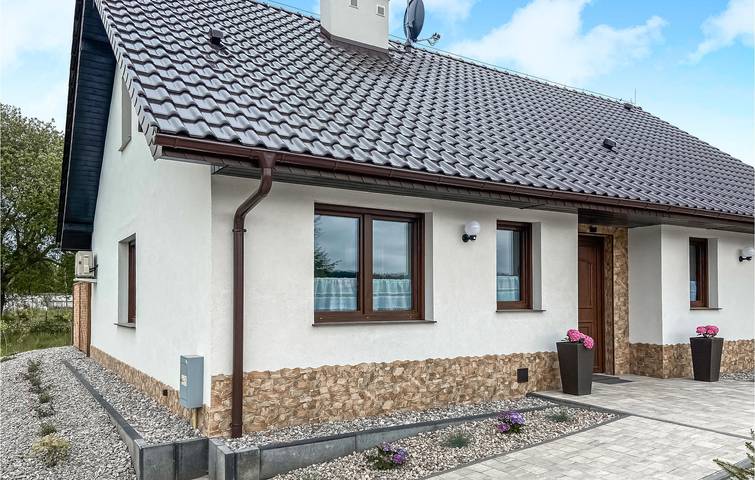 Ferienhaus für 7 Personen, mit Pool und Terrasse sowie Garten - 1