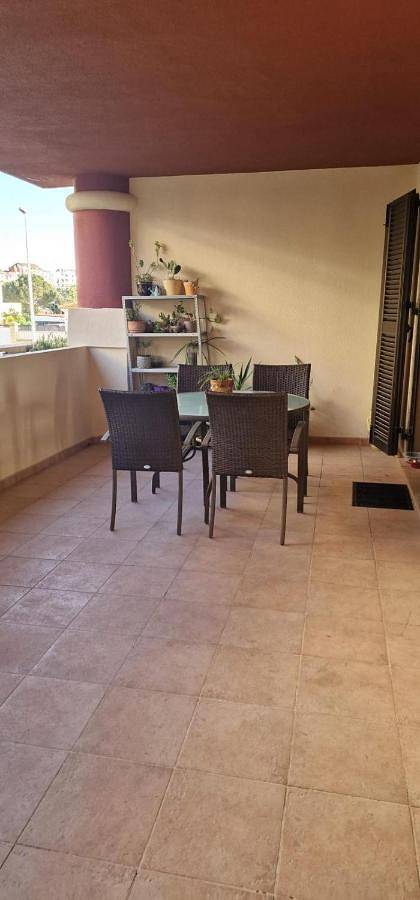 Casa de huéspuedes para 2 personas, con Balcón y Terraza además de Jardín y Piscina en Ayamonte