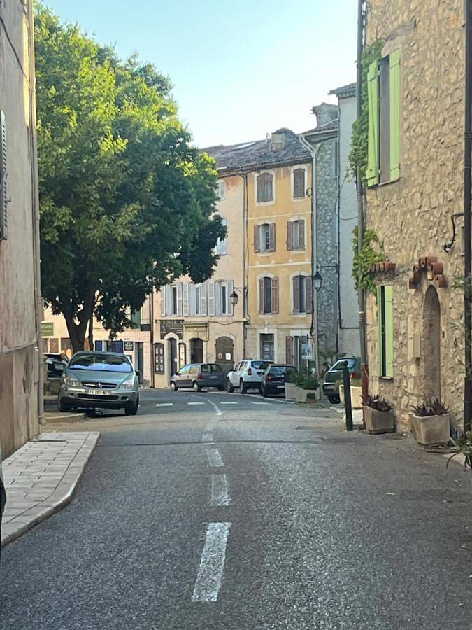 Gîte pour 5 personnes, avec vue, animaux acceptés à Claviers - 2