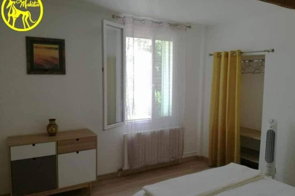 Appartement entier, Chez Makita in Mirepeisset, Côte méditerranéenne (France)