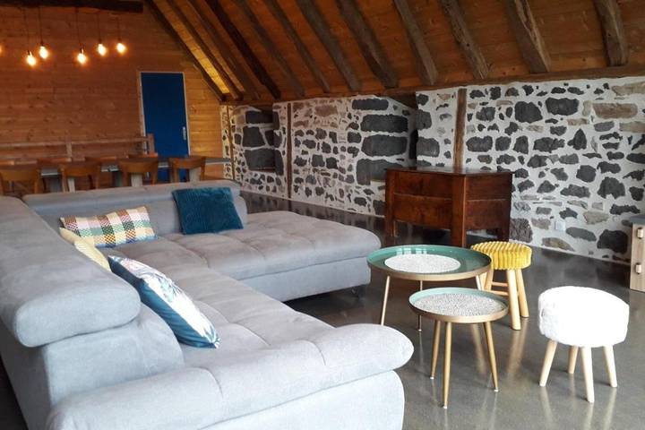 Location de vacances pour 12 personnes, avec balcon ainsi que piscine et jardin à Paulhenc - 3