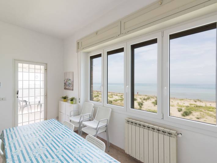 Ferienwohnung für 3 Personen, mit Terrasse und Garten in Latium - 2
