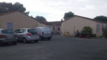 Gîte pour 5 personnes, avec jardin et terrasse dans Plage des Sables-Vignier