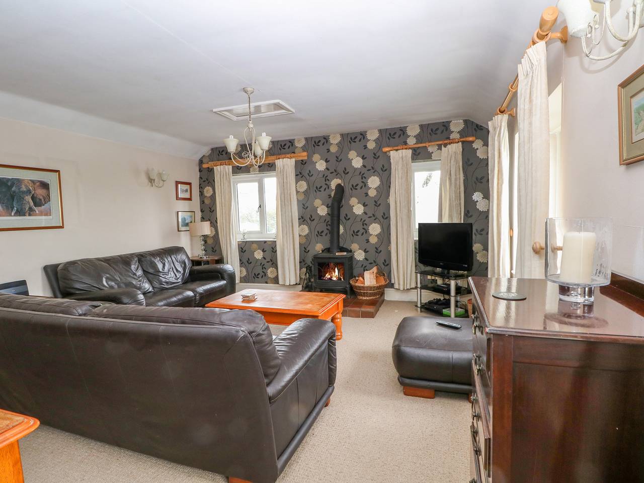 Bowden Head Farmhouse Cottage in Chapel-en-le-Frith, Derbyshire