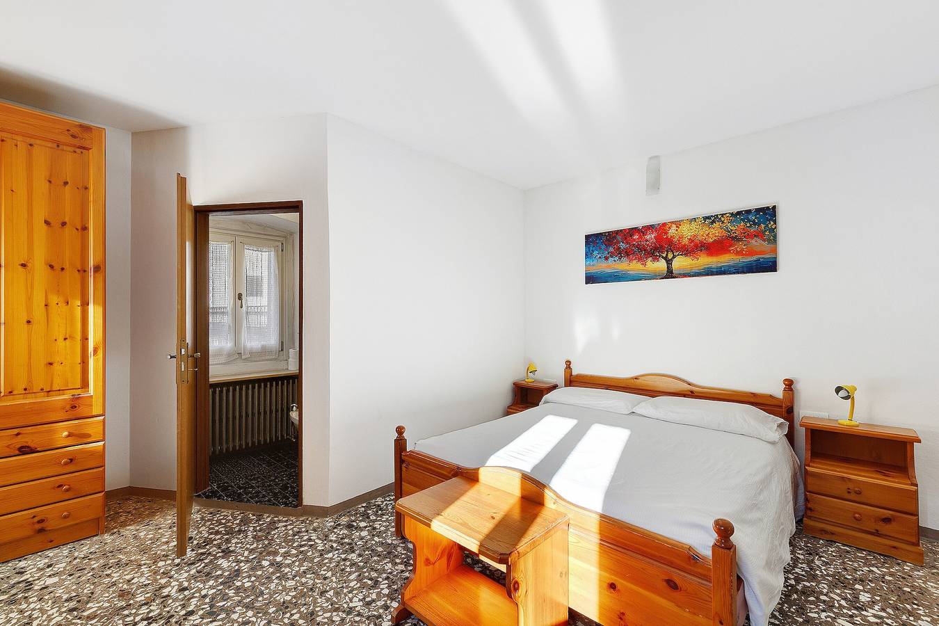 Albergo Trieste – Room '6' with Mountain View and Wi-Fi in Lorenzago di Cadore, Carnic Prealps