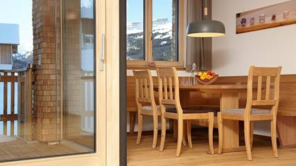 Hütte für 4 Personen, mit Pool und Garten in Mittelberg