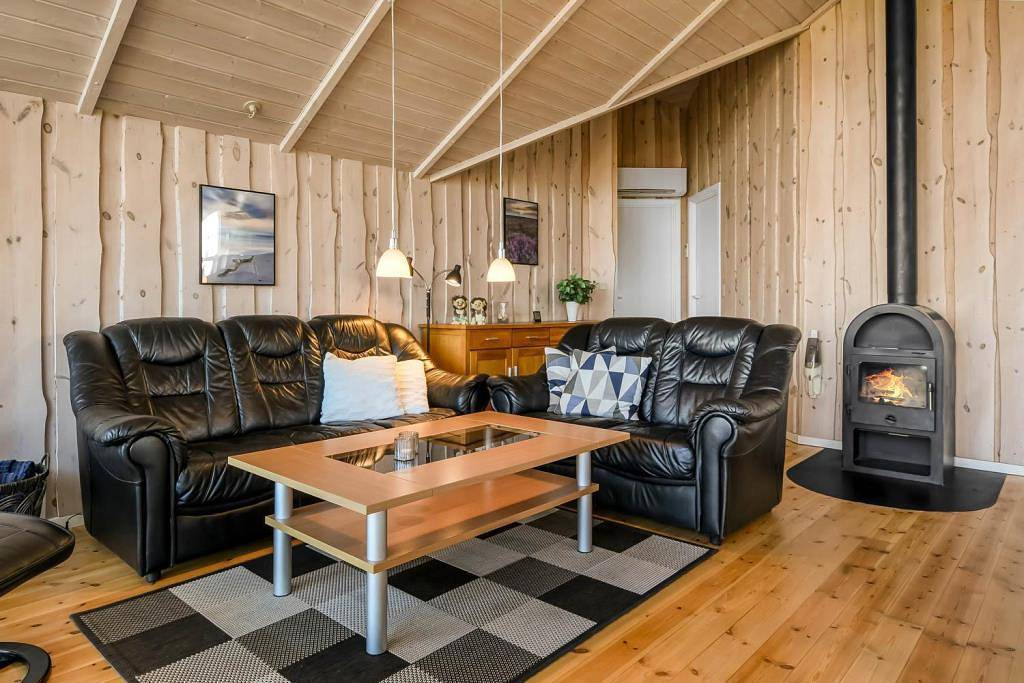 749 in Underbjerg, Limfjord in Westjütland