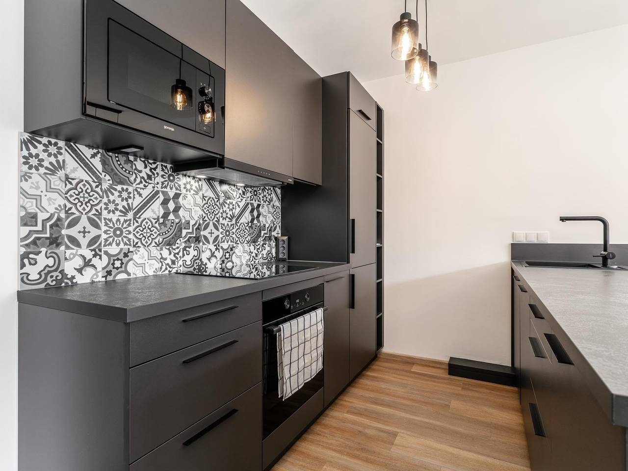 Ganze Wohnung, Komfortables Appartement im Zentrum von Jenbach in Jenbach, Bezirk Schwaz