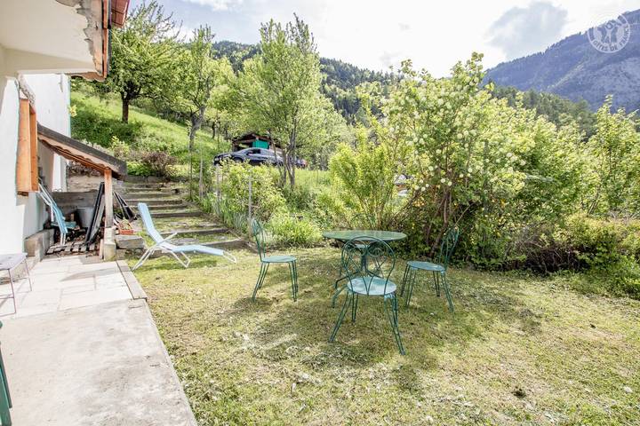 Gîte pour 6 personnes, avec jardin à Saint-Martin-d'Arc - 3