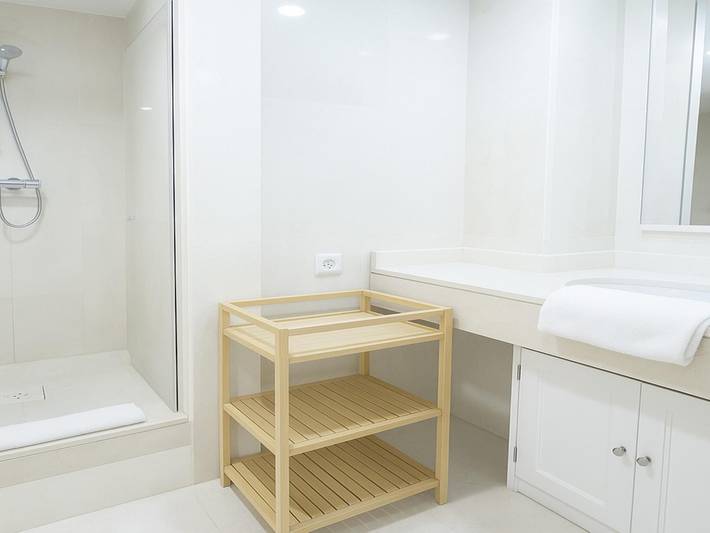 Ganzes Studio, Studio Central Beach in Estepona Old Town, Estepona