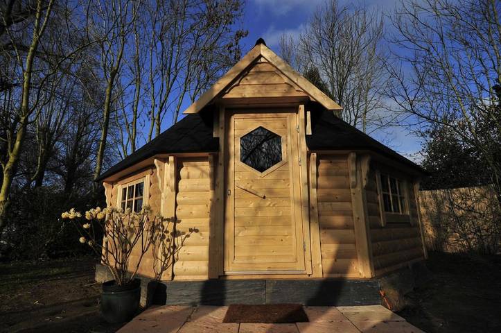 Gîte pour 3 personnes, avec jardin ainsi que terrasse et vue à Les Loges