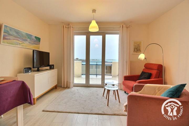 Gîte pour 2 personnes, avec jardin dans Coz-Pors - 2