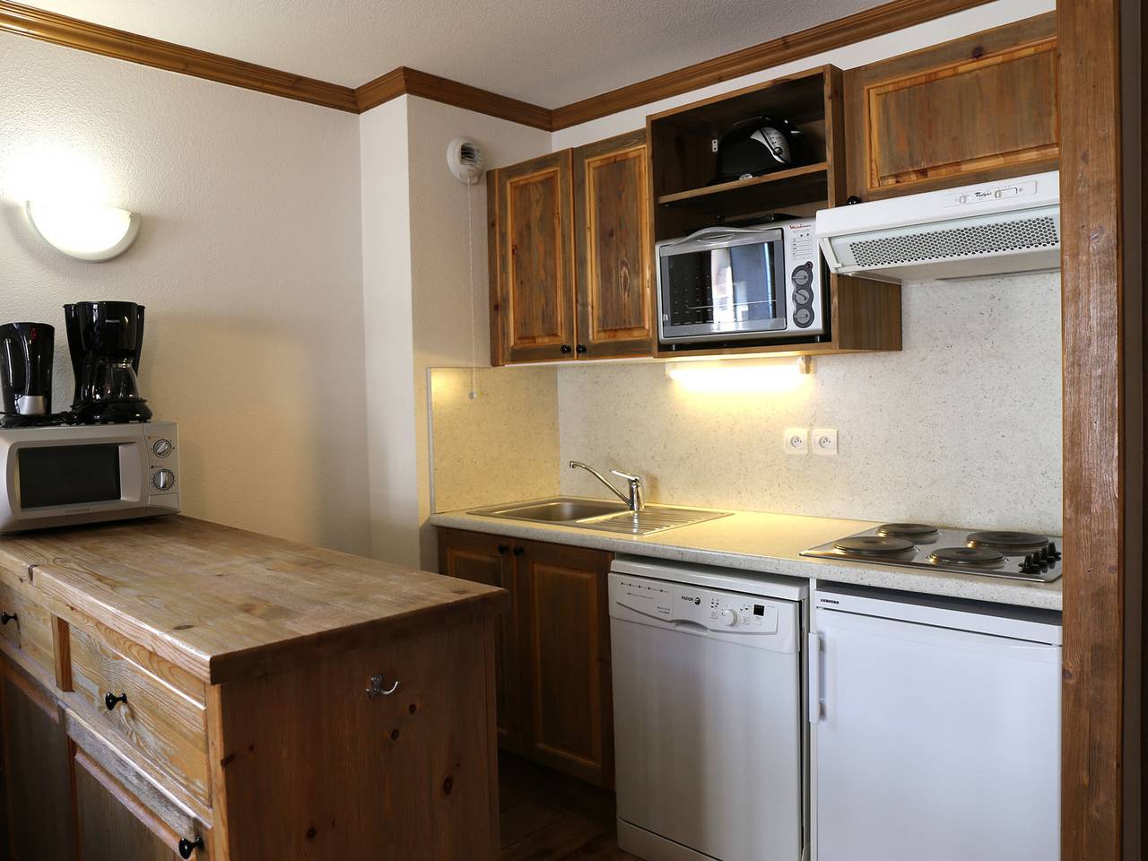 Apartamento entero, Apartamento espacioso para 6 con balcón y Wifi in Aussois, Región de Saint-Jean-de-Maurienne