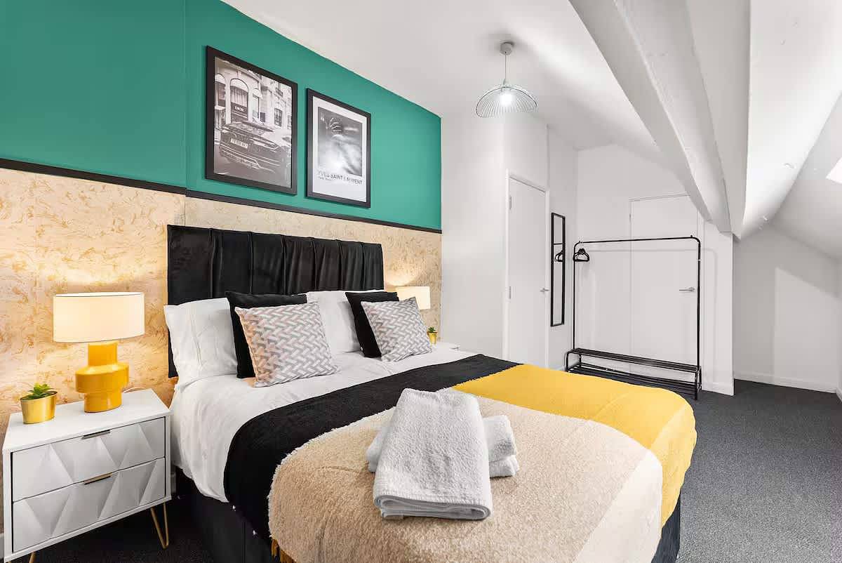 Perfect Booking | 4 Bed Home in Sheffield in Sheffield, South Yorkshire