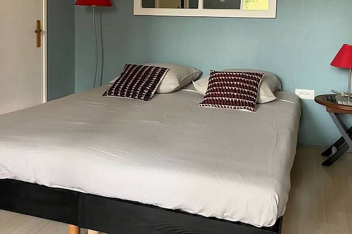 Chambre d’hôte pour 4 personnes, avec Piscine à Martigues