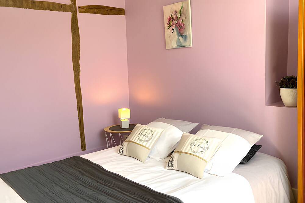 Appartement entier, Appartement 'La Tourelle Des Cordeliers' avec Terrasse Privée, Jardin Commun et Wi-Fi in Loches, Région de Loches