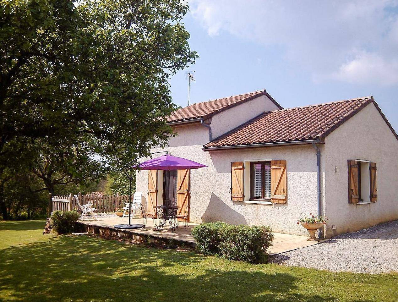 Gite Les Barrières in Alvignac, Causses du Quercy Regional Nature Park