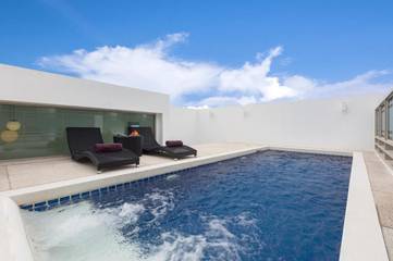 Cottage pour 2 personnes, avec piscine et jardin ainsi que vue et sauna à Kamala Beach