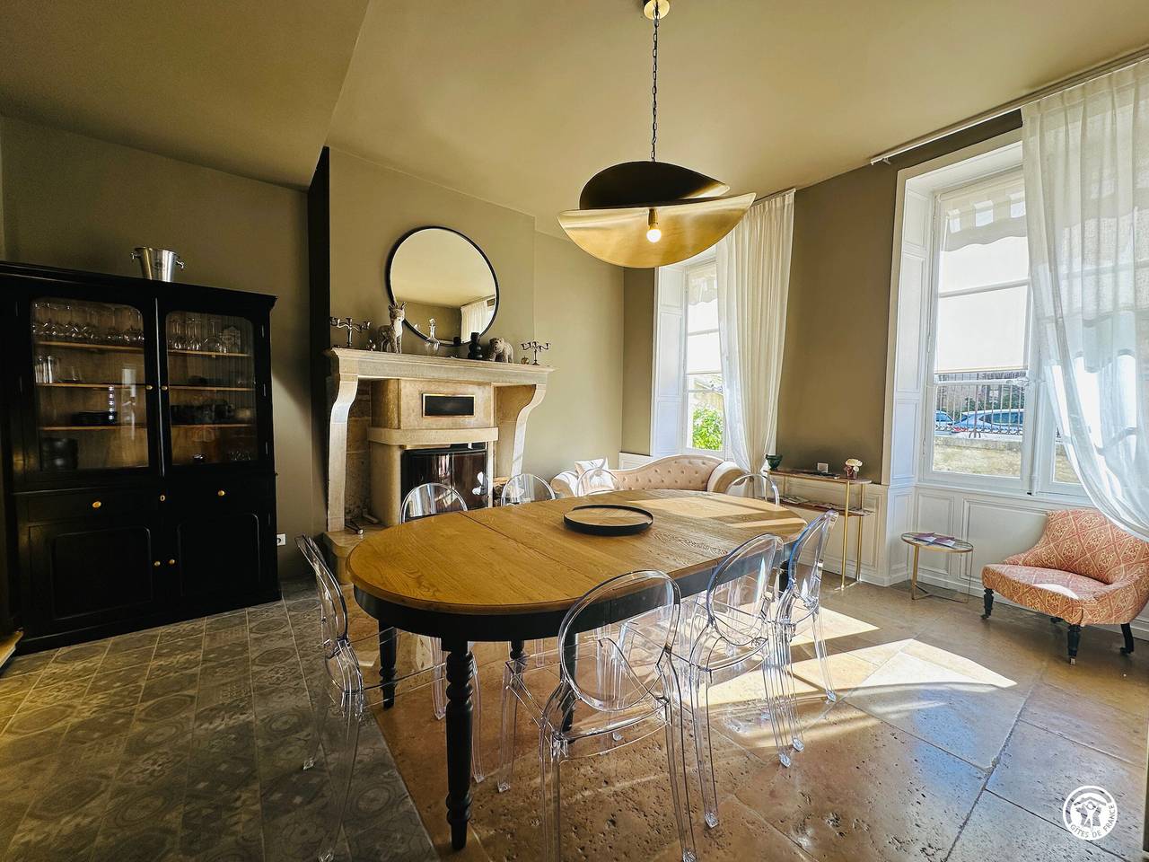 Gemütliches Zimmer mit privater Terrasse und Wifi in Laignes, Montbard und Umgebung