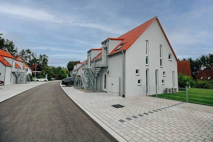 Hotel für 6 Personen, mit Balkon/Terrasse und Terrasse sowie Garten am Brombachsee - 3